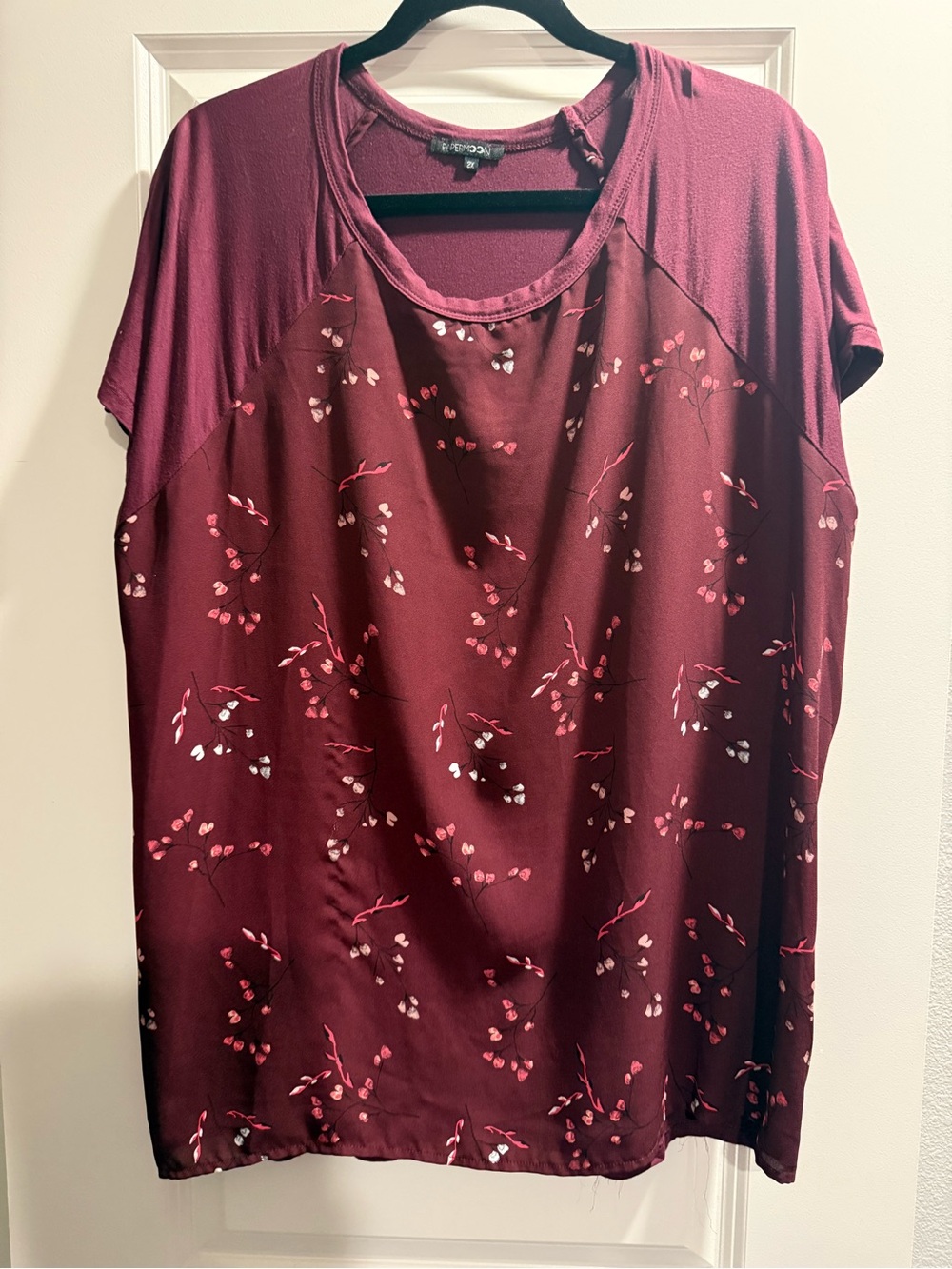 Papermoon Women’s Burgundy Floral Short-Sleeve Tunic